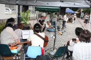 �摜(300x200)�E�g��摜(354x236)