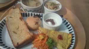 �摜(300x166)�E�g��摜(640x355)