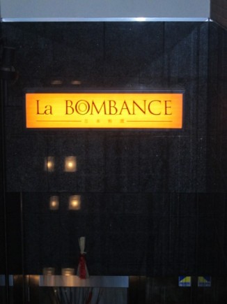 �摜(326x435)�E�g��摜(480x640)