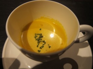 �摜(300x225)�E�g��摜(640x480)