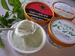 �摜(300x225)�E�g��摜(640x480)