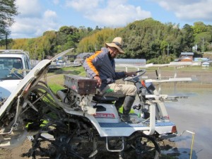 �摜(300x225)�E�g��摜(640x480)