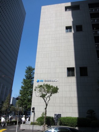 �摜(326x435)�E�g��摜(480x640)