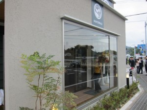 �摜(300x225)�E�g��摜(640x480)