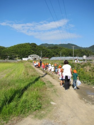 �摜(326x435)�E�g��摜(480x640)