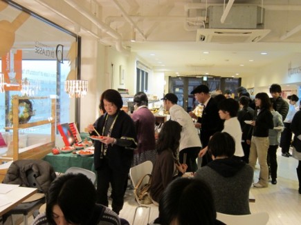 �摜(435x326)�E�g��摜(640x480)