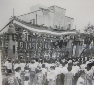 画像(300x273)・拡大画像(454x414)