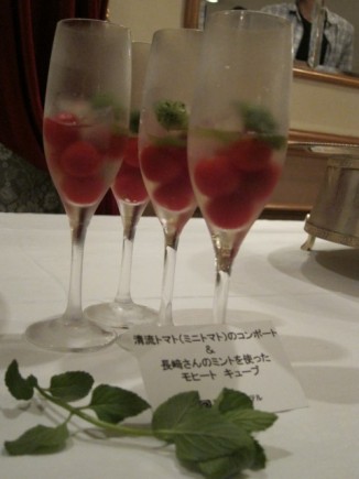 �摜(326x435)�E�g��摜(480x640)