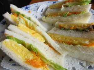 �摜(300x225)�E�g��摜(640x480)