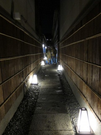 �摜(326x435)�E�g��摜(480x640)