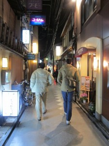 �摜(225x300)�E�g��摜(480x640)