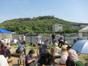 �摜(300x225)�E�g��摜(640x480)